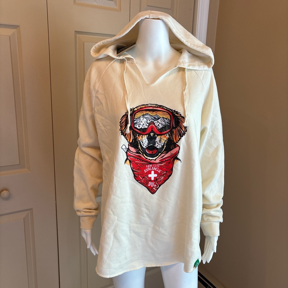NWT WILD TRIBUTE (4 THE FORESTS) hoodie